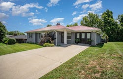 205 Pin Oak Drive, Richmond, KY 40475
