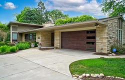 17425 Mierow Ln, Brookfield, WI 53045