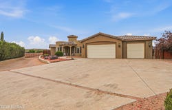 810 Banna Court, Las Cruces, NM 88005