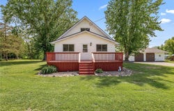 124 E 6th Street, Randall, MN 56475