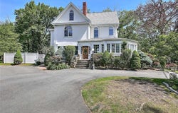 247 Oaklawn Avenue, Cranston, RI 02920