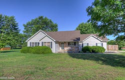 9511 County Lane 191, Carthage, MO 64836