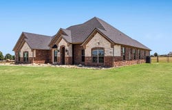 834 Audra Circle, Rhome, TX 76078