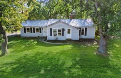 434 Walnut Street, Howard City, MI 49329