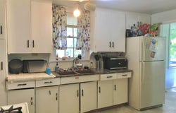 805 Michigan Avenue, Sturgis, MI 49091