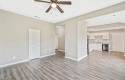 139 W 10th Avenue, Bowling Green, KY 42101