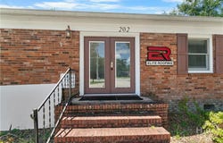 202 E General Stewart Way, Hinesville, GA 31313