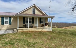 5446 Dogwood Rd, Grandview, TN 37337