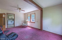 1227 South Eastman Road, Kingsport, TN 37660