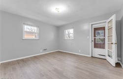 2915 Snow Road, Parma, OH 44134