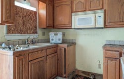 752 Tallmadge Road, Kent, OH 44240