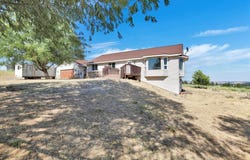 36127 N Hart Rd, Davenport, WA 99122