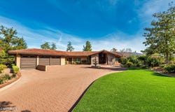 11 Inverness Road, Thousand Oaks, CA 91361