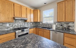 1 DURHAM Way, EAST WINDSOR, NJ 08520