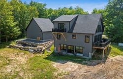 16 Dundee Lane, Bridgton, ME 04009