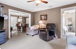 122 E Main Street, Stanford, IL 61774