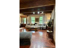 142 Meadow Creek Lane, Burleson, TX 76028