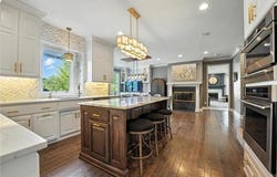 9206 W 146th Place, Overland Park, KS 66221
