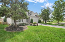 1521 England Drive, Columbus, OH 43240