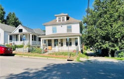 817 S 16th Street, St Joseph, MO 64501