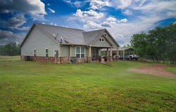 605 E Godley Avenue, Godley, TX 76044