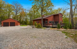 8 Division Road, Wurtsboro, NY 12790