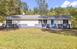 251 Old 87 Road, Riegelwood, NC 28456