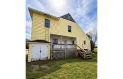 1 Collins St, Chateaugay, NY 12920