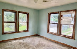 321 N C Street, Oskaloosa, IA 52577