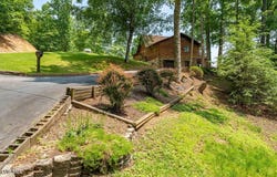 196 Hiddenwood Drive, Mountain City, TN 37683