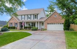 255 W Manor Drive, Chesterfield, MO 63017