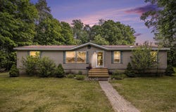 2255 River Road, Hastings, MI 49058