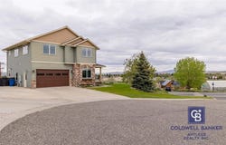 1331 Arizona Pl, Cody, WY 82414