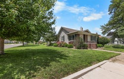 412 S 5th Avenue, Streator, IL 61364