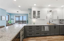 168 6th Street E, Saint Paul, MN 55101