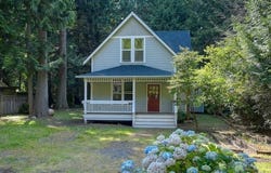 1852 Washington Drive, Point Roberts, WA 98281