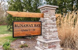 10095 N TURKEY CREEK Road, Syracuse, IN 46567