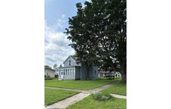 1701 Palmer Street, Emmetsburg, IA 50536