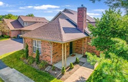 2840 Laurel Wind Boulevard, Lewis Center, OH 43035