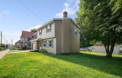 114 Jackson, Marquette, MI 49855