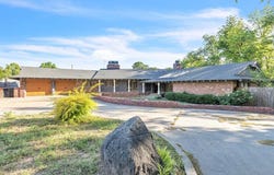 100 Maple Lane, Chickasha, OK 73018