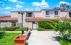 18220 Oxnard Street, Tarzana, CA 91356