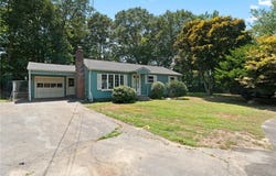 4 Reed Place, East Greenwich, RI 02818
