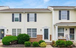 8185 Olde Richmond Lane, Westerville, OH 43081
