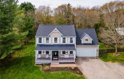 4 Laurel Avenue, Westerly, RI 02891