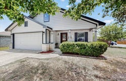129 Salado DR, Kyle, TX 78640