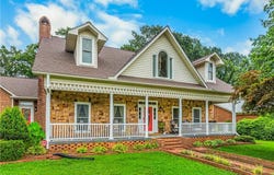 816 Wood Dale Drive, Kernersville, NC 27284