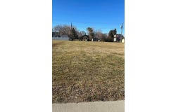 306 Main Street, BOTTINEAU, ND 58318