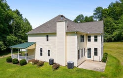 445 Fudges Creek Road, Barboursville, WV 25504