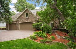 13209 Longview Drive, Burnsville, MN 55337